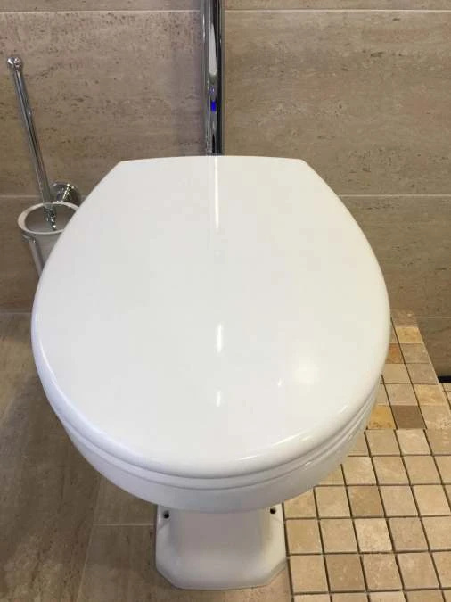 Croydex Luminoso Illuminated Toilet Seat - Light Up 3 Croydex Luminoso Illuminated Toilet Seat - Light Up - Image 3